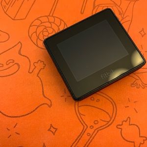 fittbit blaze preowned-like new condition!